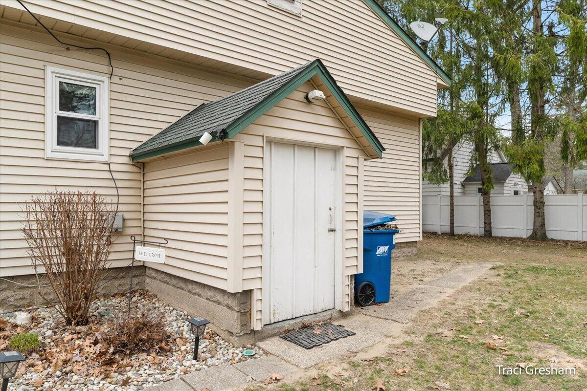 15190 Leonard Road, Spring Lake, MI, 49456-8811