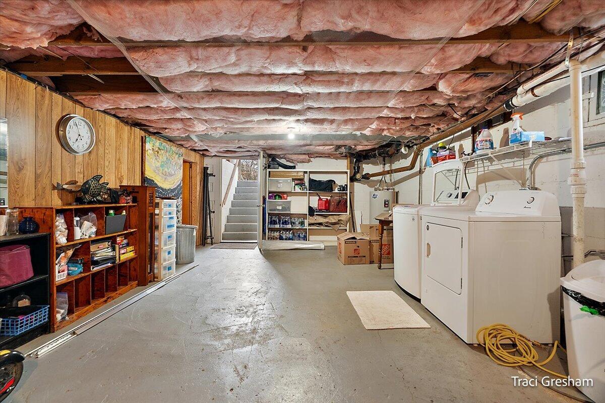 15190 Leonard Road, Spring Lake, MI, 49456-8811