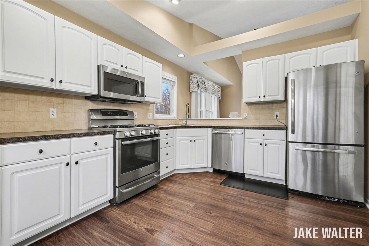 3766 Old Elm Drive, Grand Rapids, MI, 49512