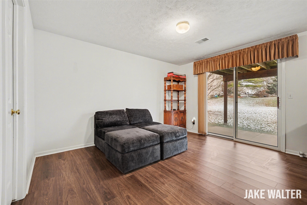 3766 Old Elm Drive, Grand Rapids, MI, 49512