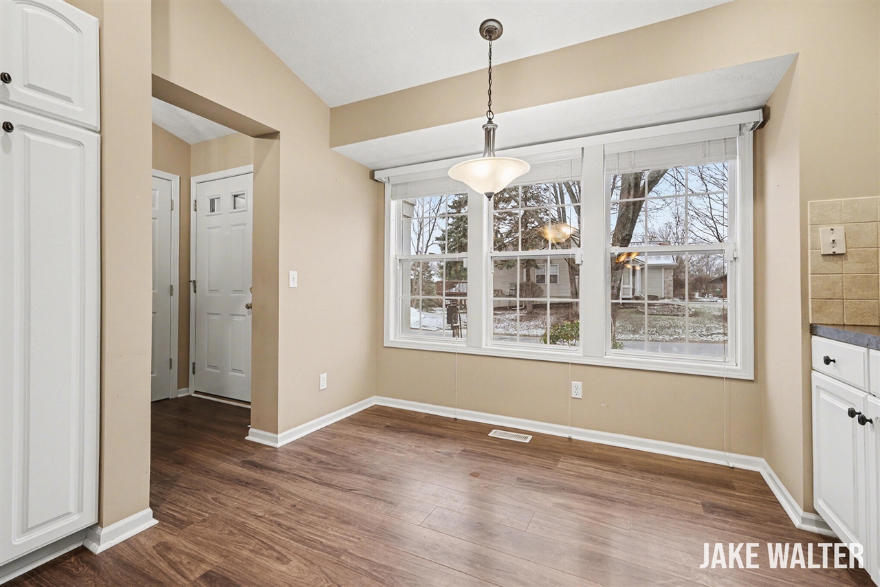 3766 Old Elm Drive, Grand Rapids, MI, 49512