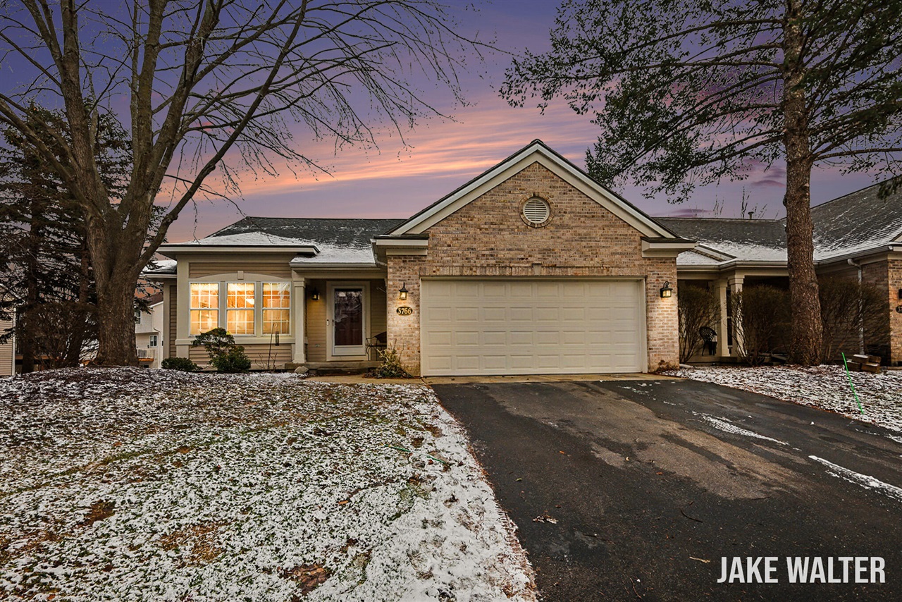 3766 Old Elm Drive, Grand Rapids, MI, 49512