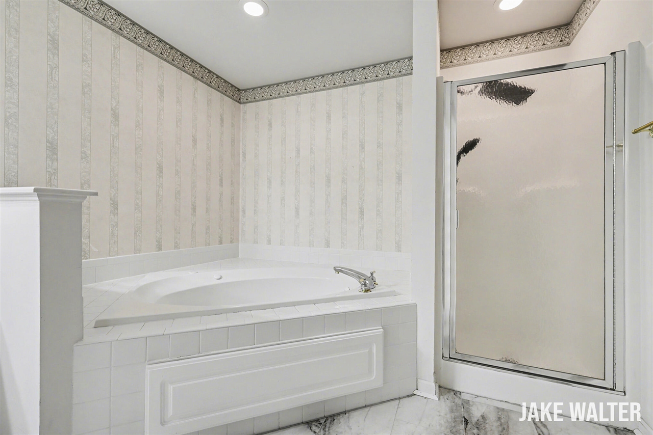 3766 Old Elm Drive, Grand Rapids, MI, 49512