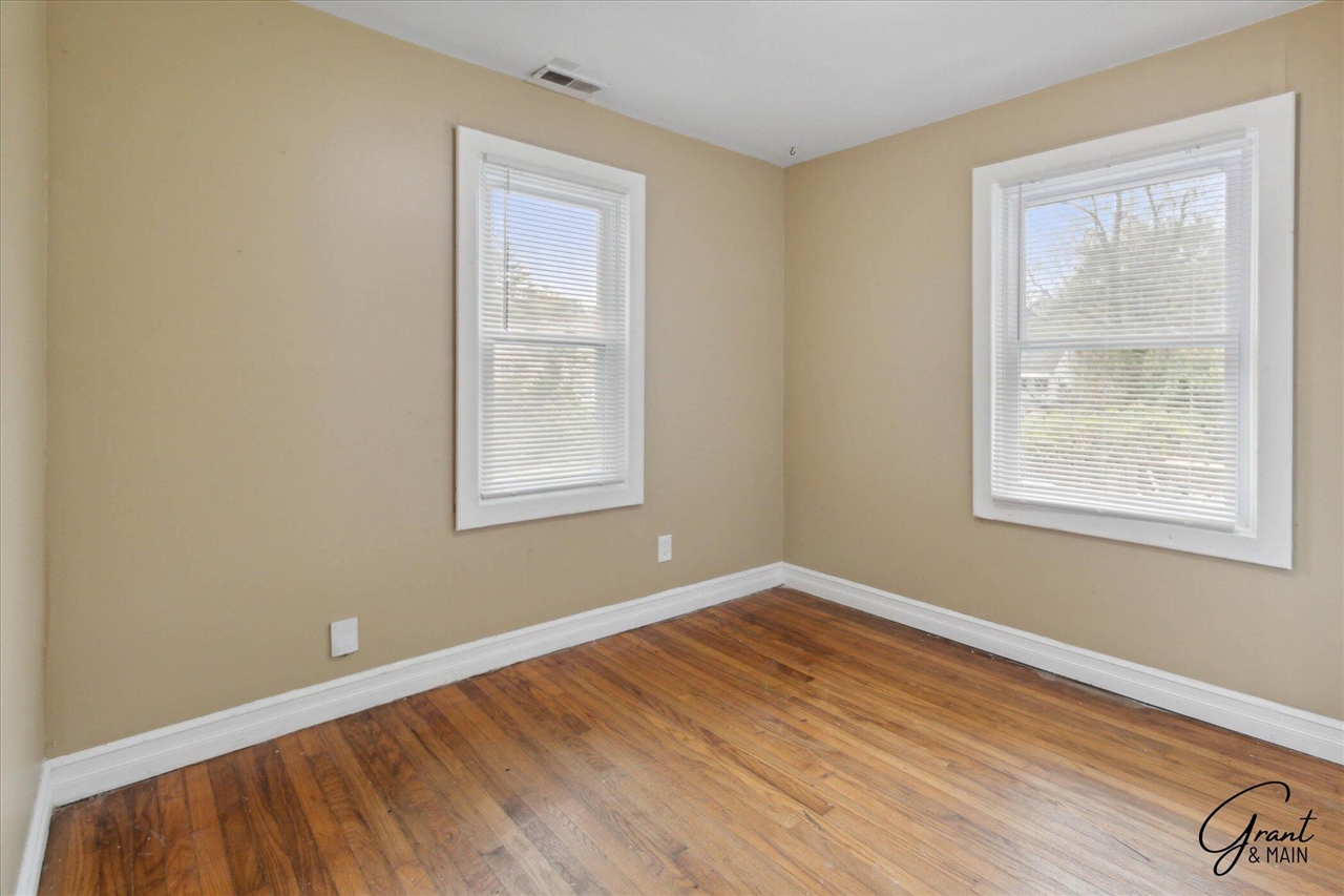 7209 Prospect Avenue photo 5