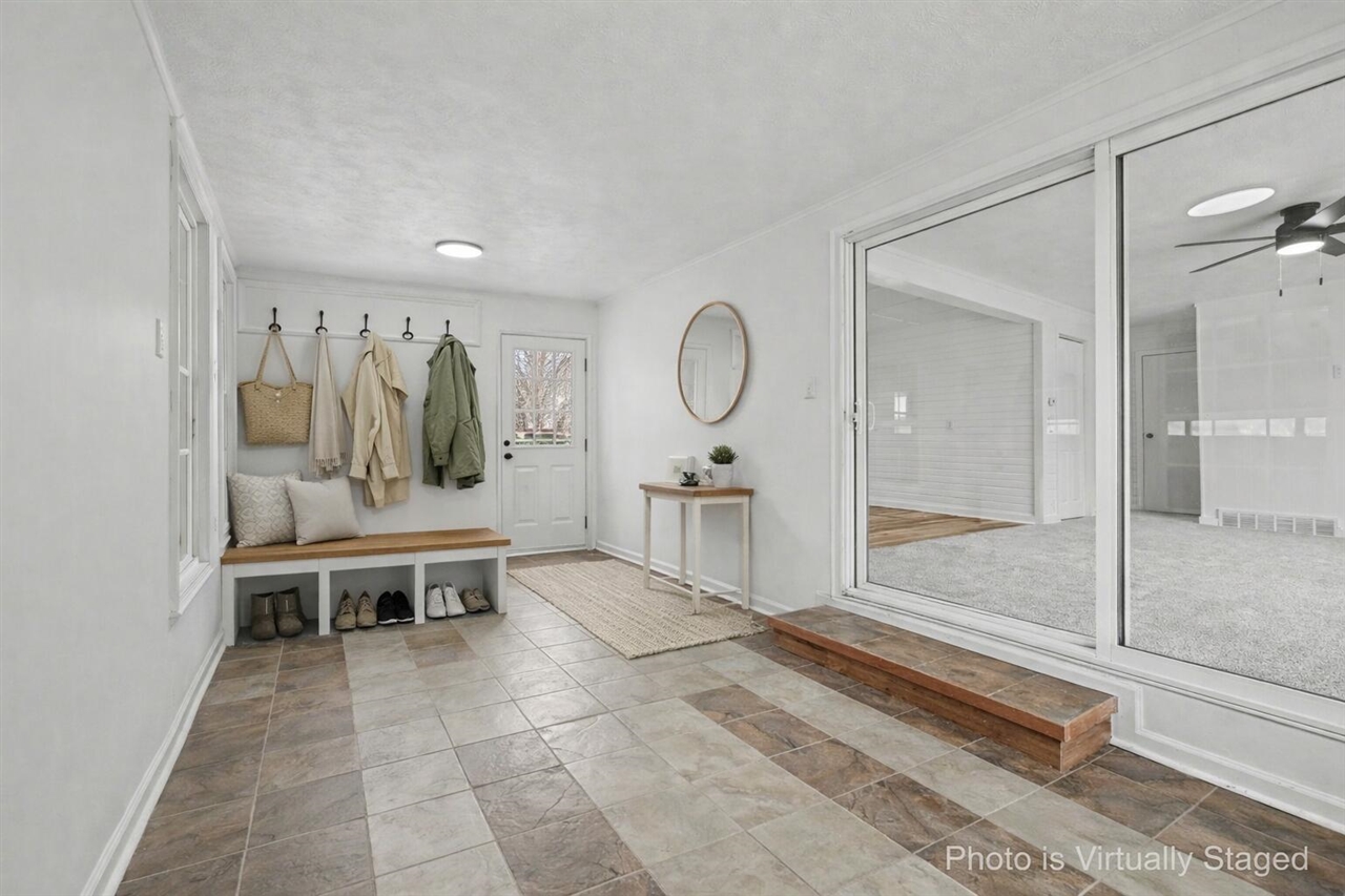 6287 Winding Lane, Richland, MI, 49083-9518