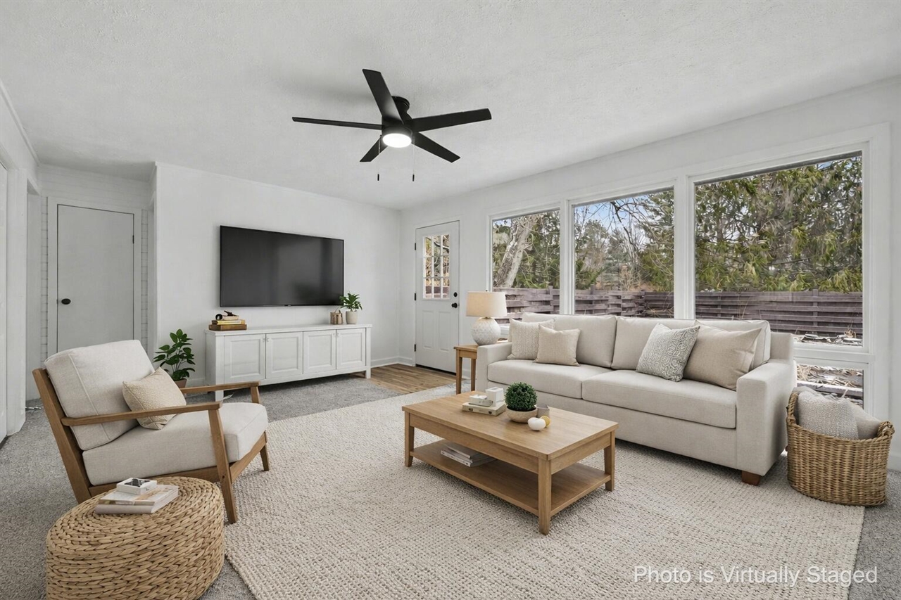 6287 Winding Lane, Richland, MI, 49083-9518