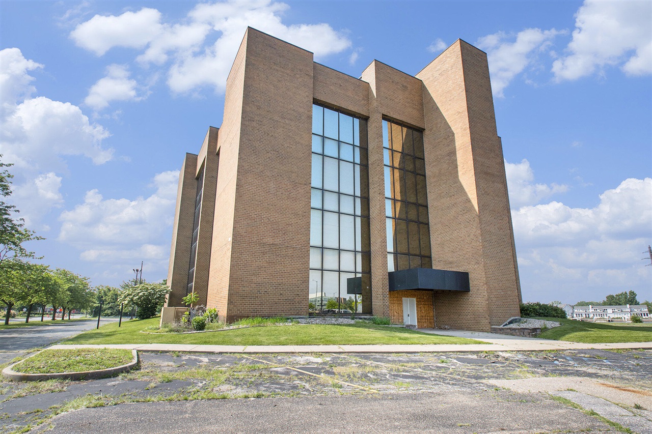 400 Riverview Drive, Benton Harbor, MI, 49022