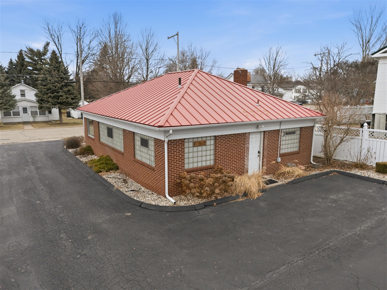 214 South Street, Jonesville, MI, 49250-1054