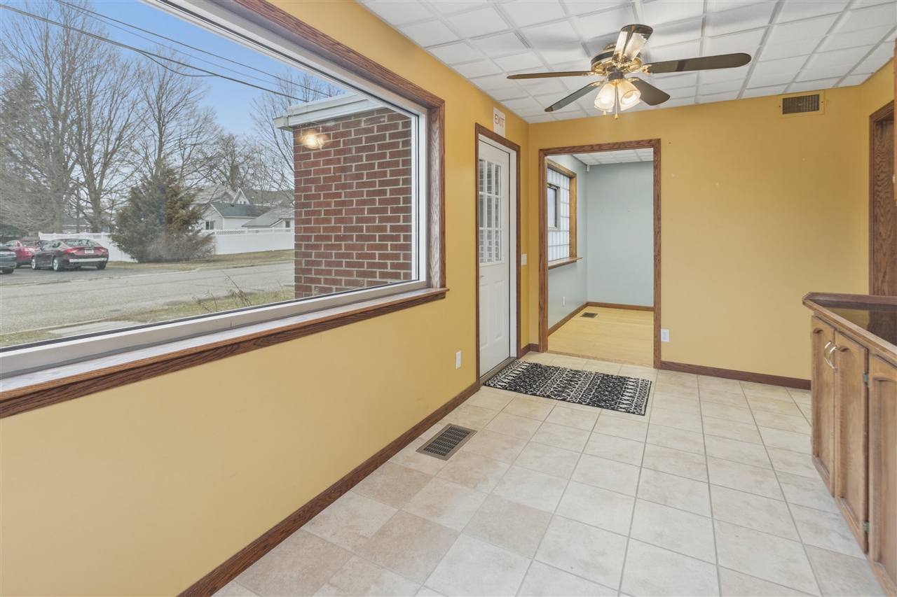 214 South Street, Jonesville, MI, 49250-1054