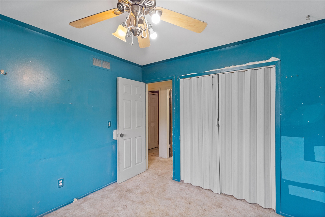 12111 Inkster Road, Livonia, MI, 48150