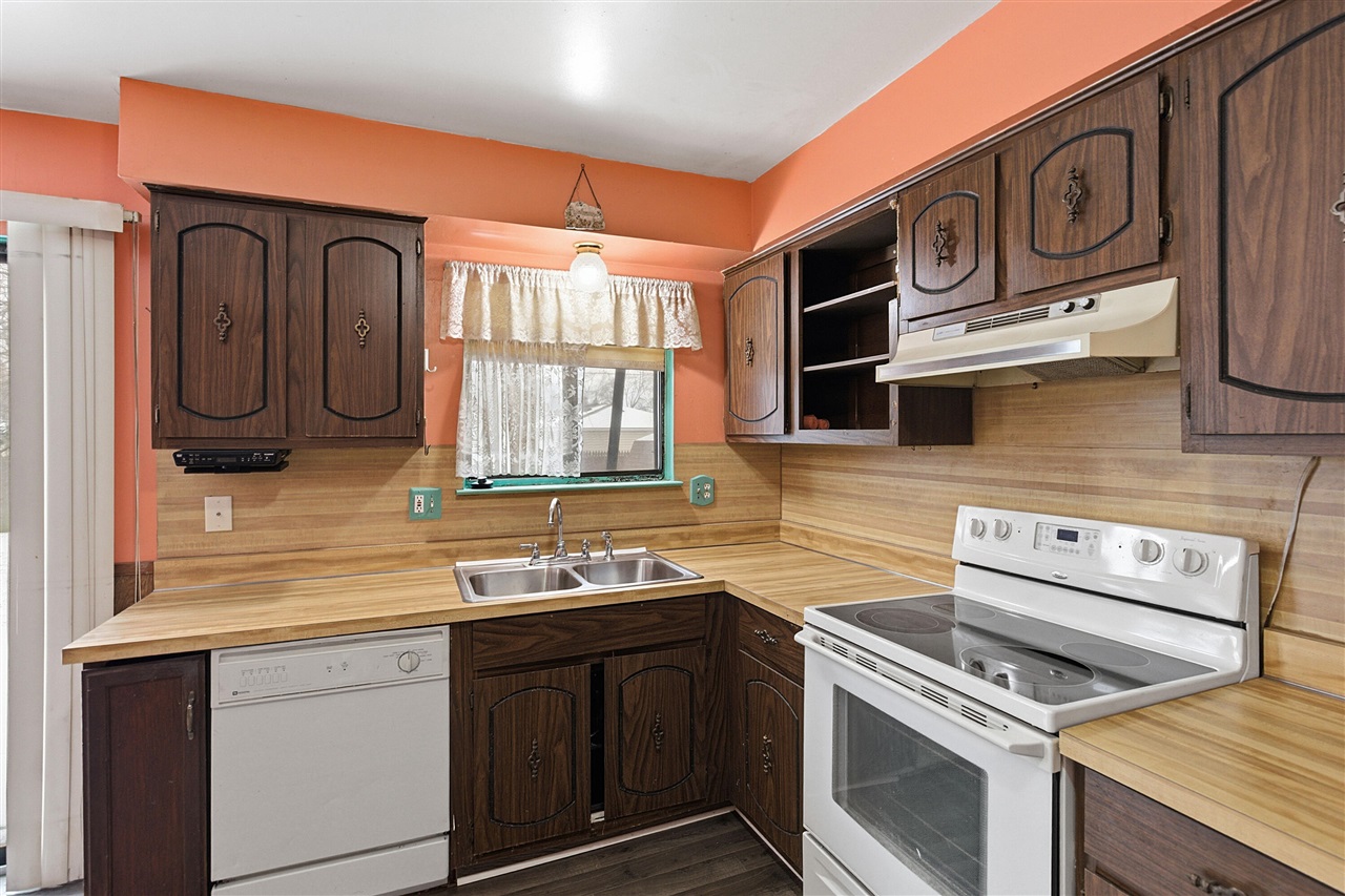 12111 Inkster Road, Livonia, MI, 48150