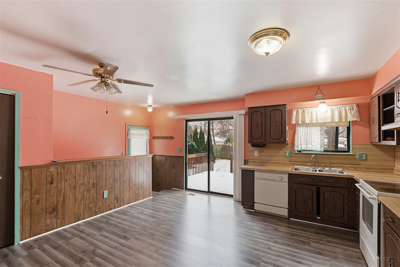 12111 Inkster Road, Livonia, MI, 48150