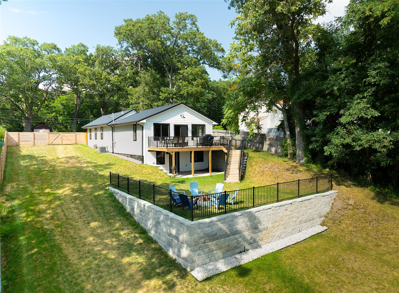 5893 White Road, Muskegon, MI, 49442