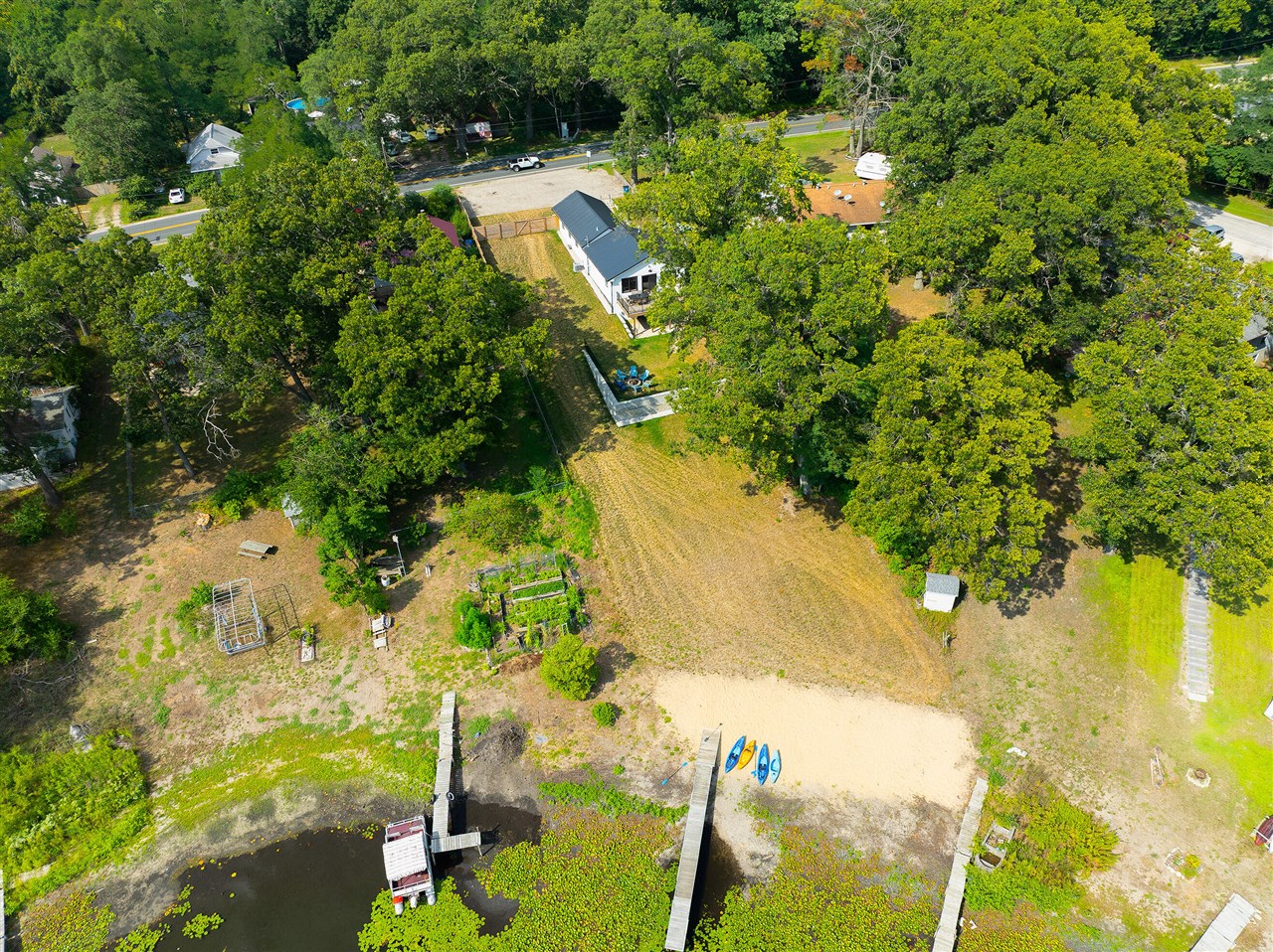 5893 White Road, Muskegon, MI, 49442