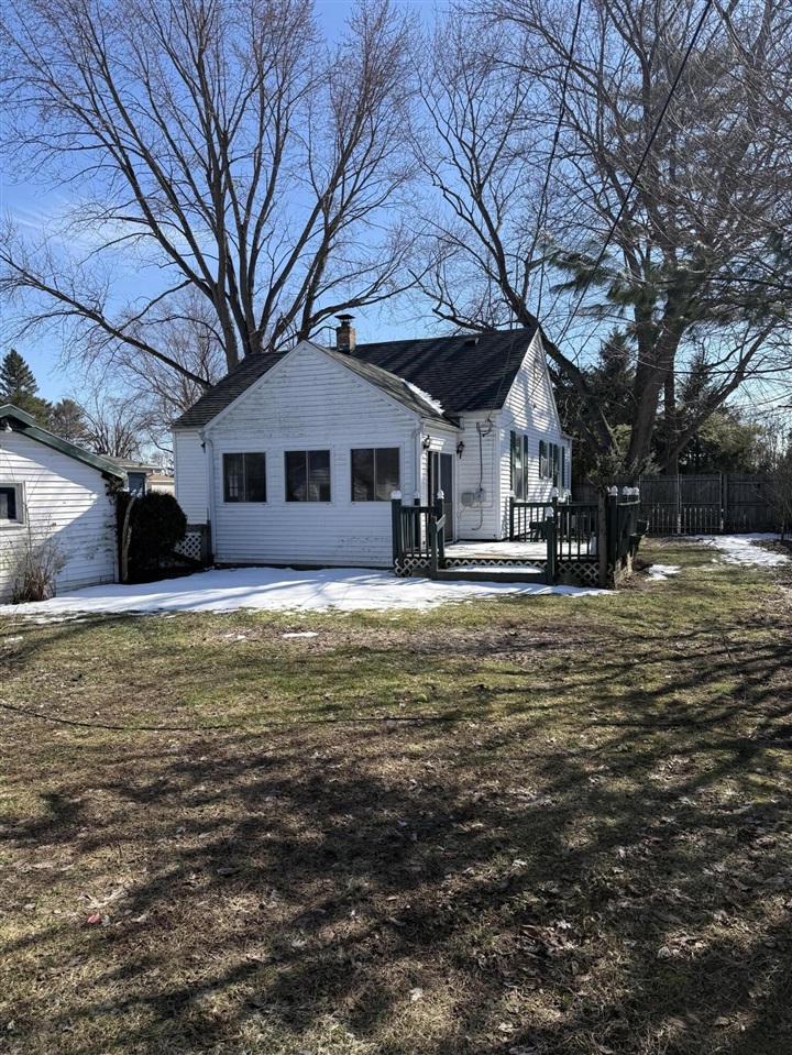 2529 Lake Shore Drive, Niles, MI, 49120-9514