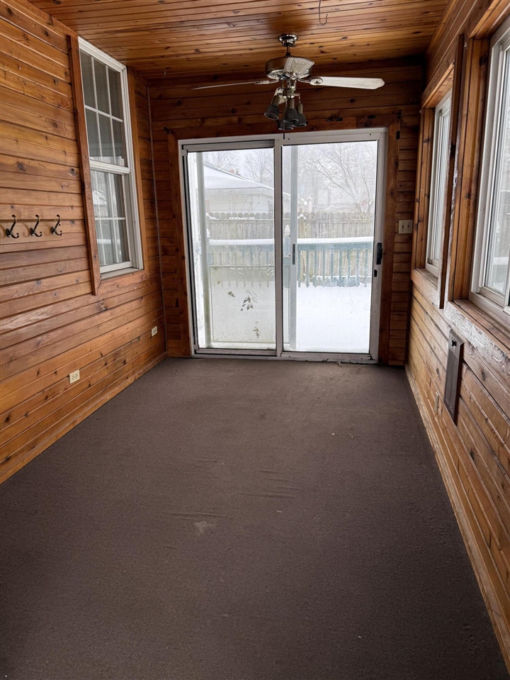 2529 Lake Shore Drive, Niles, MI, 49120-9514