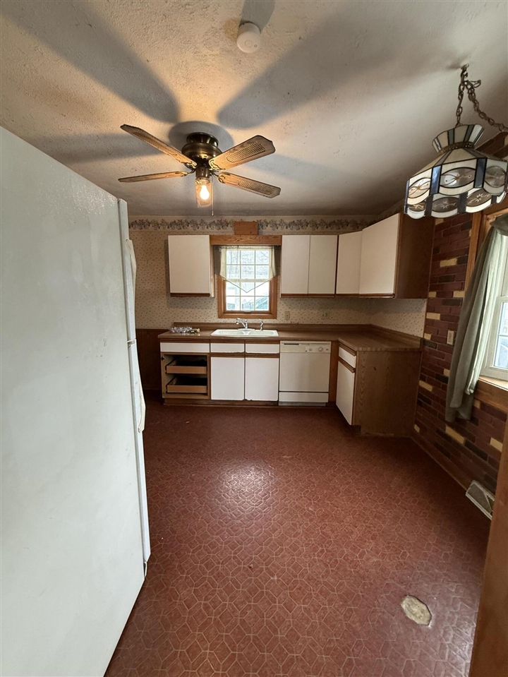 2529 Lake Shore Drive, Niles, MI, 49120-9514