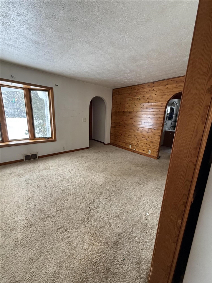 2529 Lake Shore Drive, Niles, MI, 49120-9514