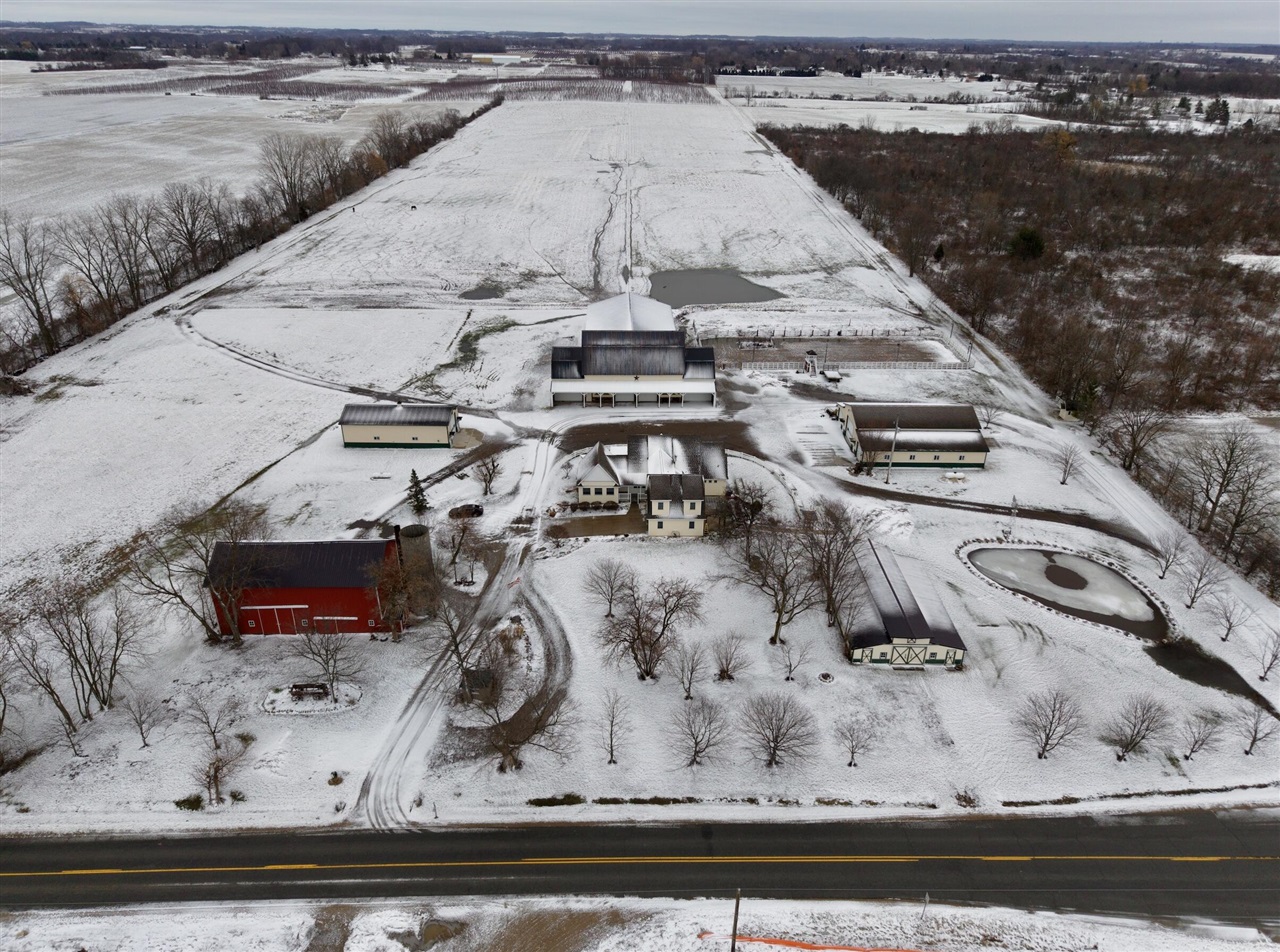 Homes for sale in Coopersville, MI | 16236 48Th Ave, Coopersville, MI 49404 | MLS# 70516240