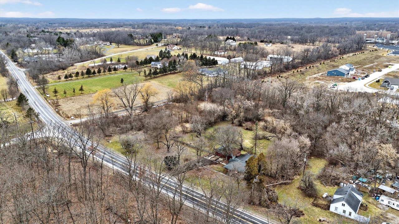 680 N Territorial Road, Ann Arbor, MI, 48105-9222
