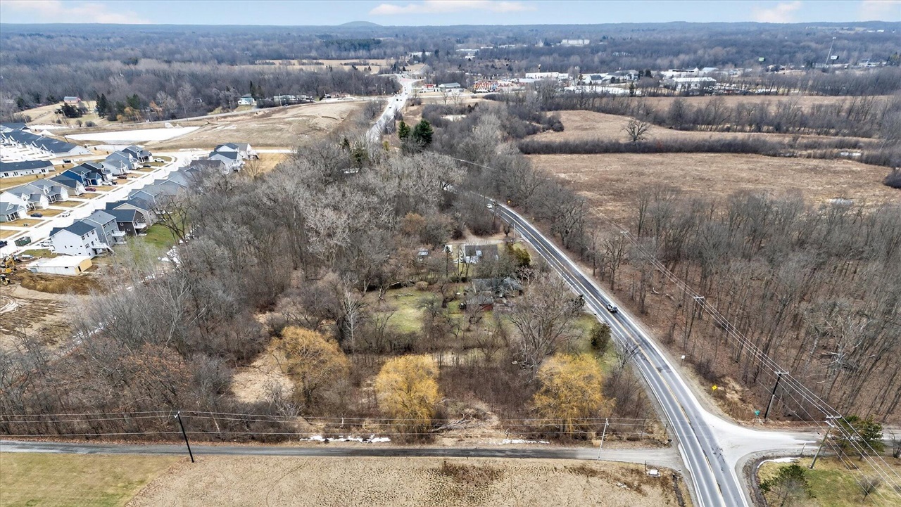 680 N Territorial Road, Ann Arbor, MI, 48105-9222