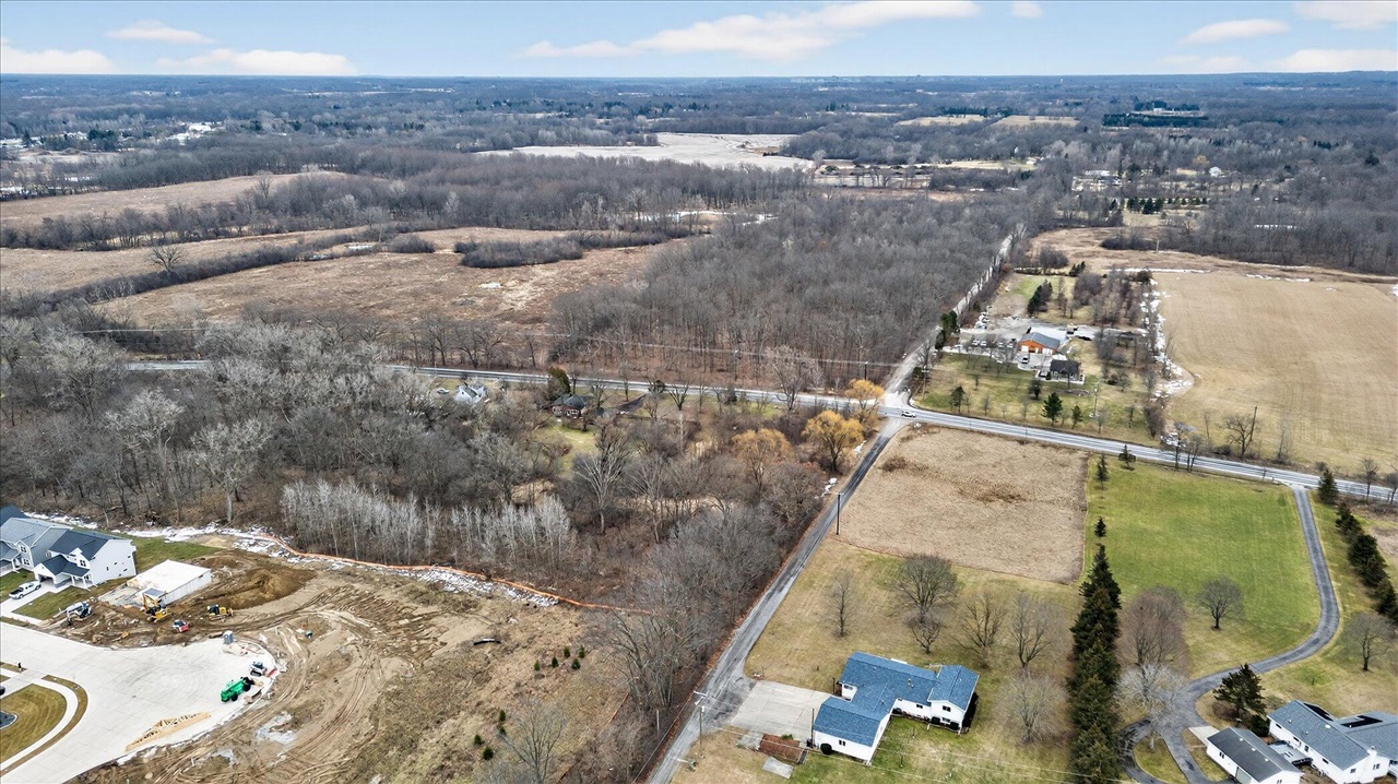 680 N Territorial Road, Ann Arbor, MI, 48105-9222