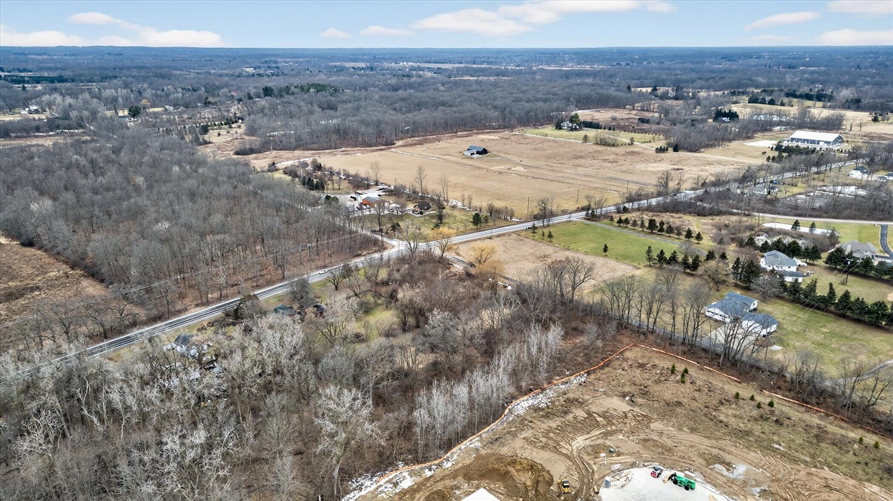 680 N Territorial Road, Ann Arbor, MI, 48105-9222