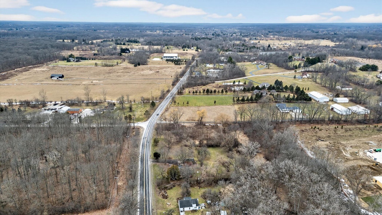 680 N Territorial Road, Ann Arbor, MI, 48105-9222