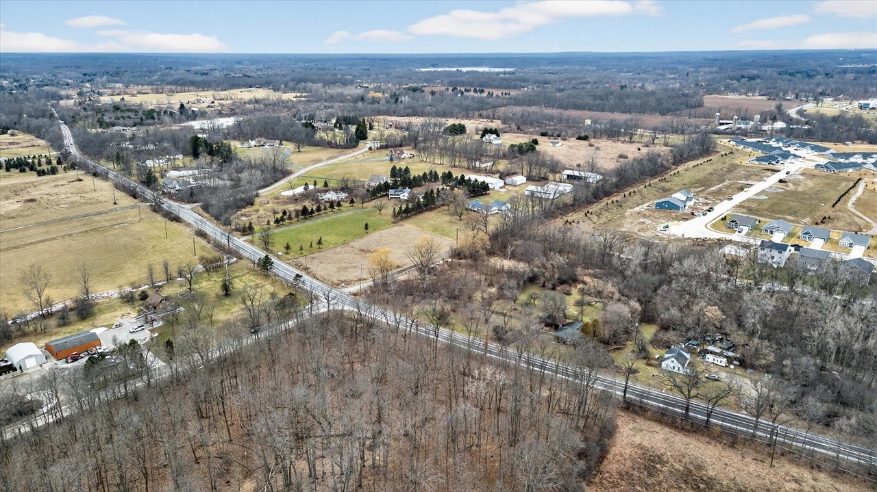 680 N Territorial Road, Ann Arbor, MI, 48105-9222