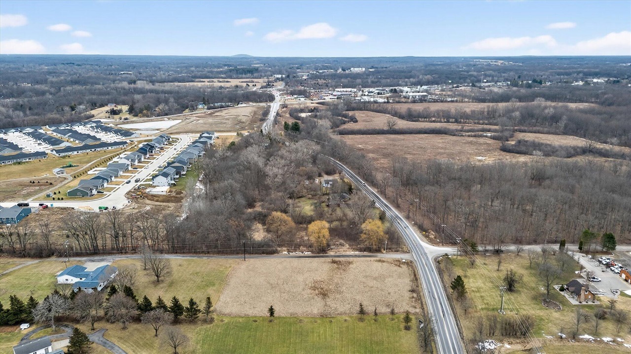 680 N Territorial Road, Ann Arbor, MI, 48105-9222