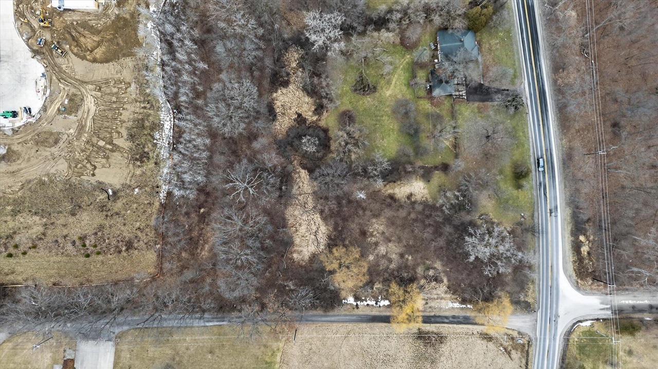 680 N Territorial Road, Ann Arbor, MI, 48105-9222