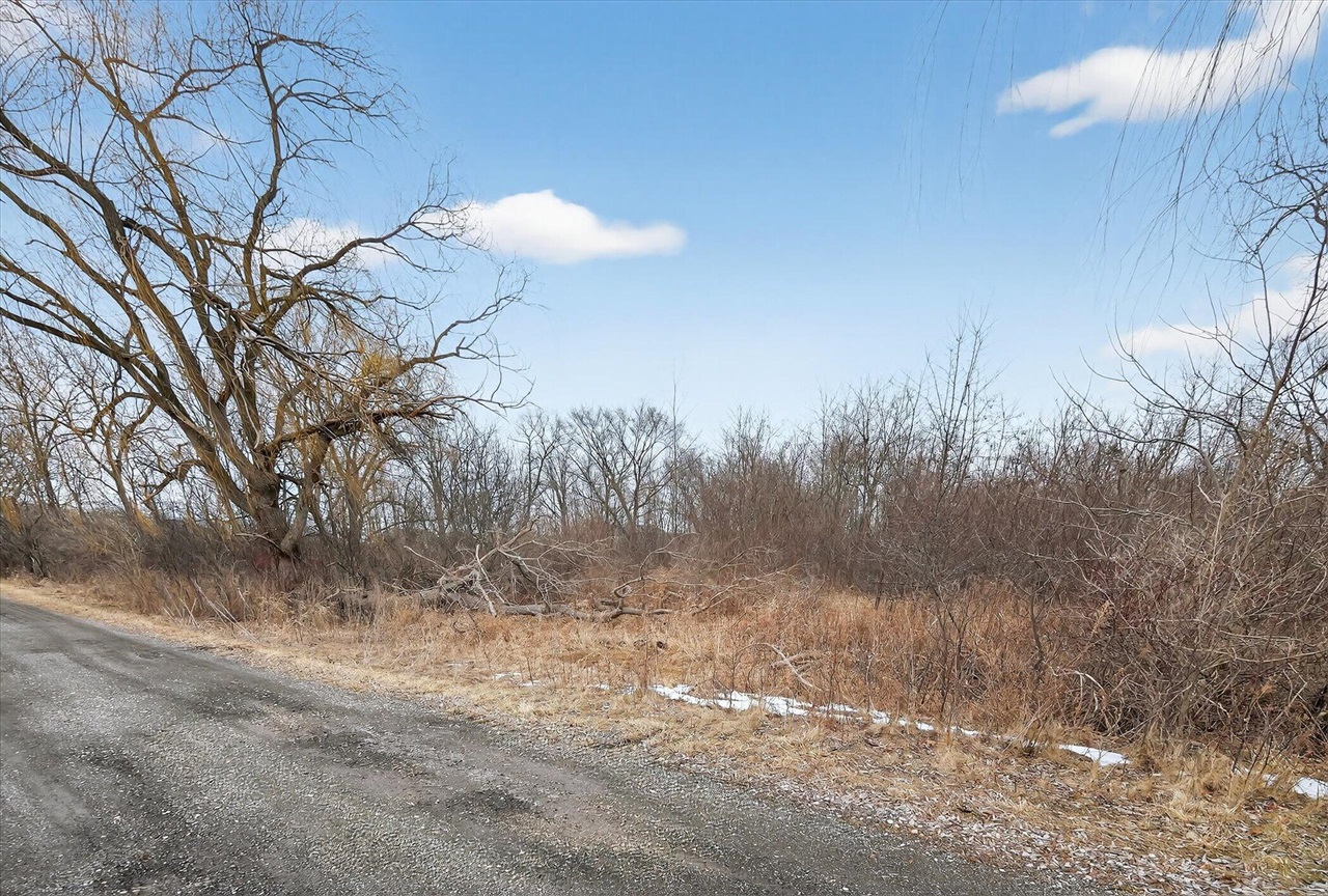 680 N Territorial Road, Ann Arbor, MI, 48105-9222