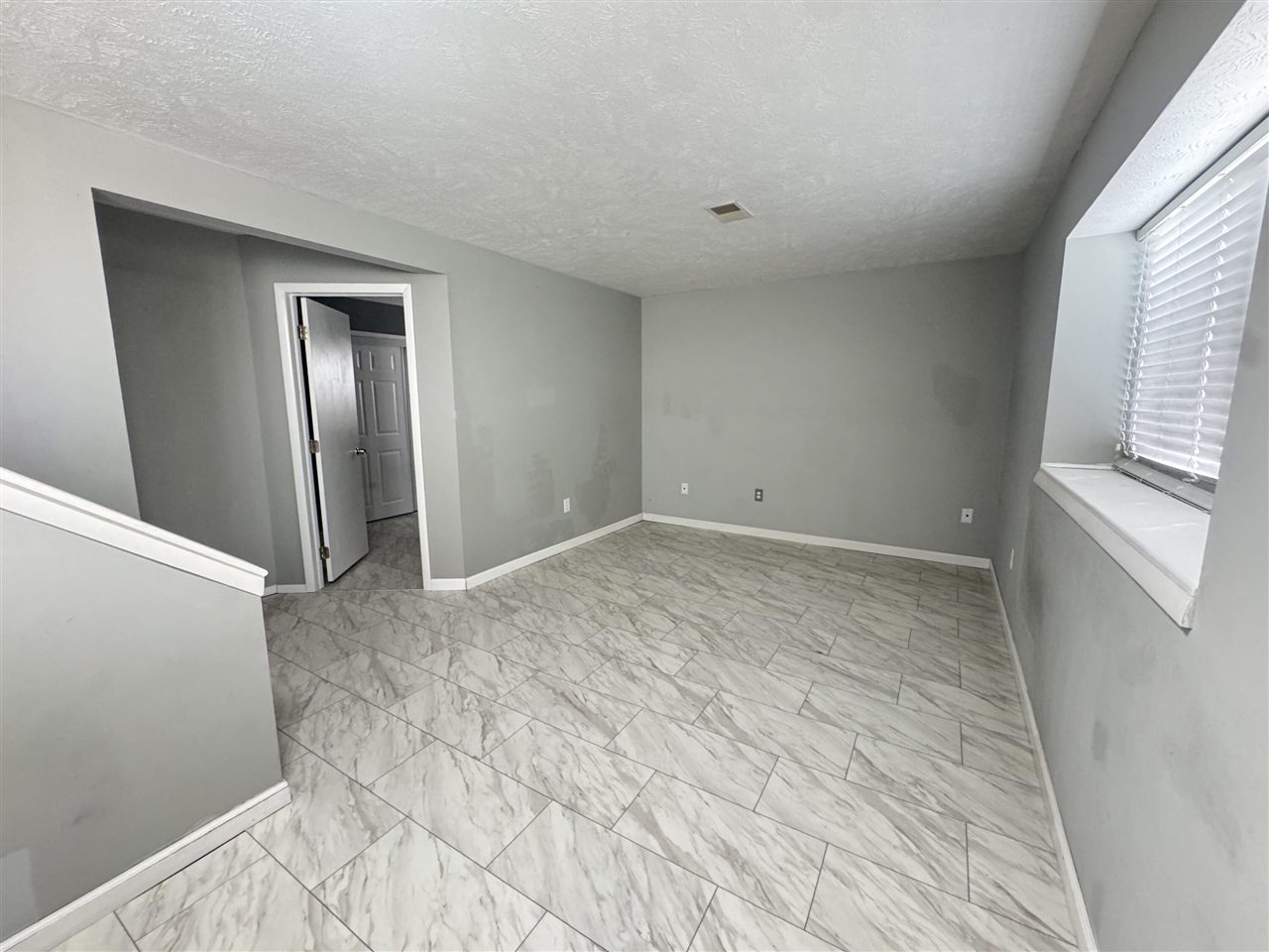 4495 Brookmeadow Drive, Grand Rapids, MI, 49512-5418