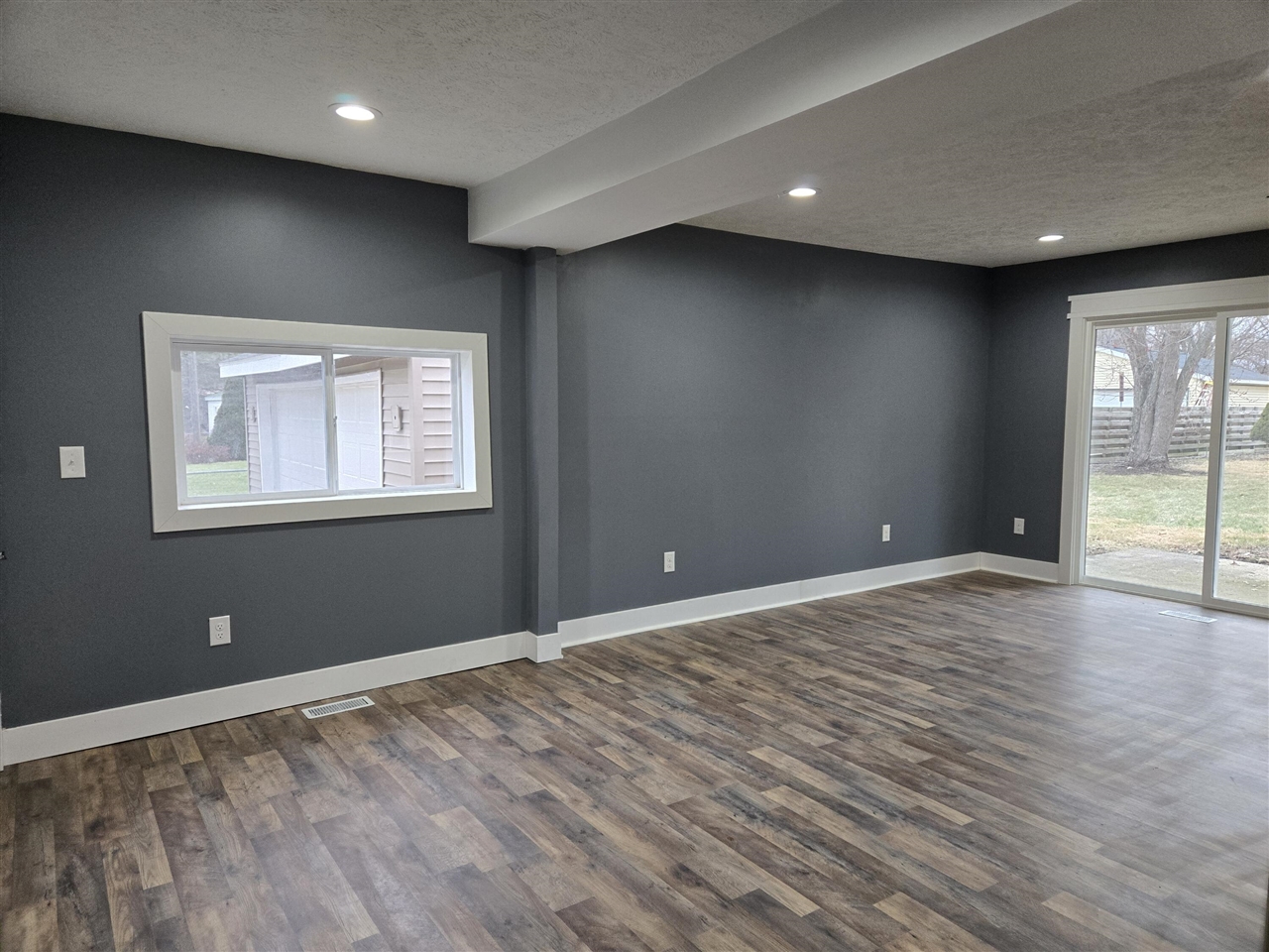 114 W Berry Avenue, Lansing, MI, 48910-2907