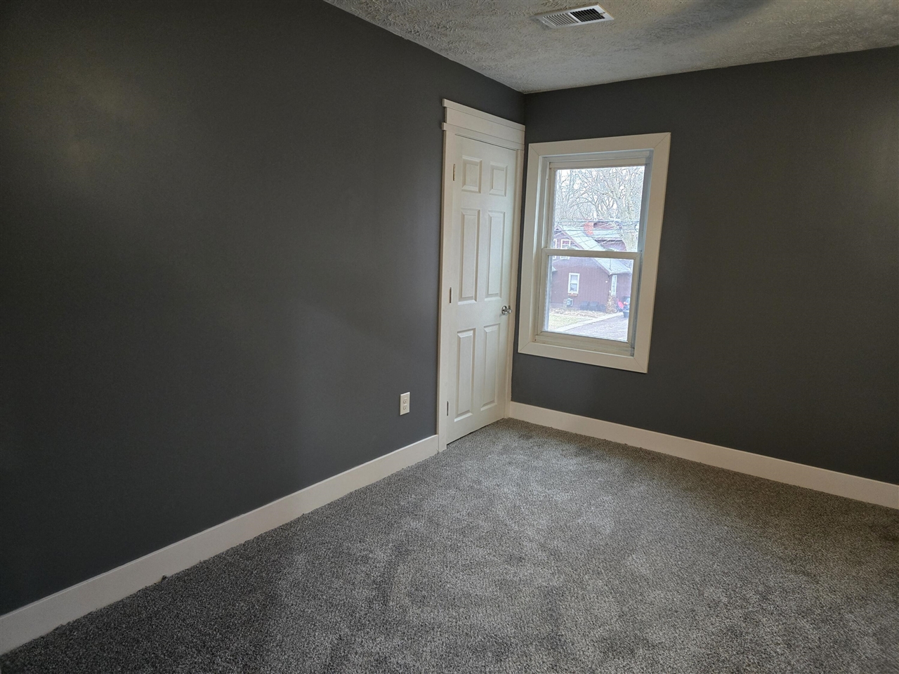 114 W Berry Avenue, Lansing, MI, 48910-2907