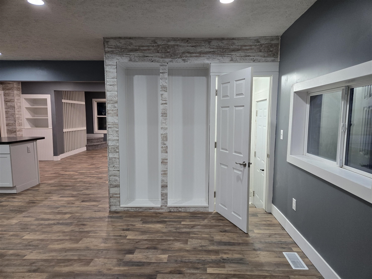 114 W Berry Avenue, Lansing, MI, 48910-2907