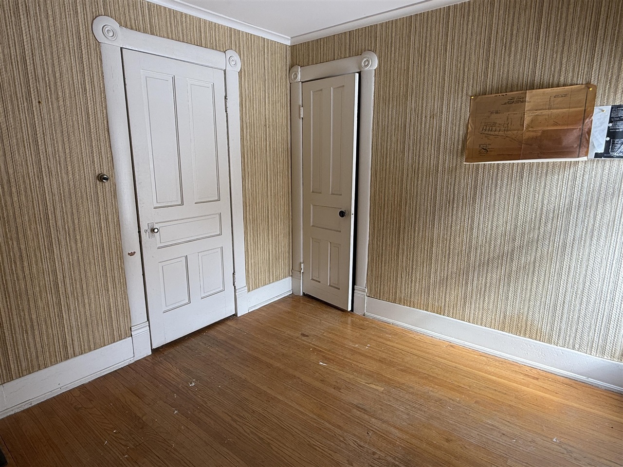 504 S Superior Street, Albion, MI, 49224-2138