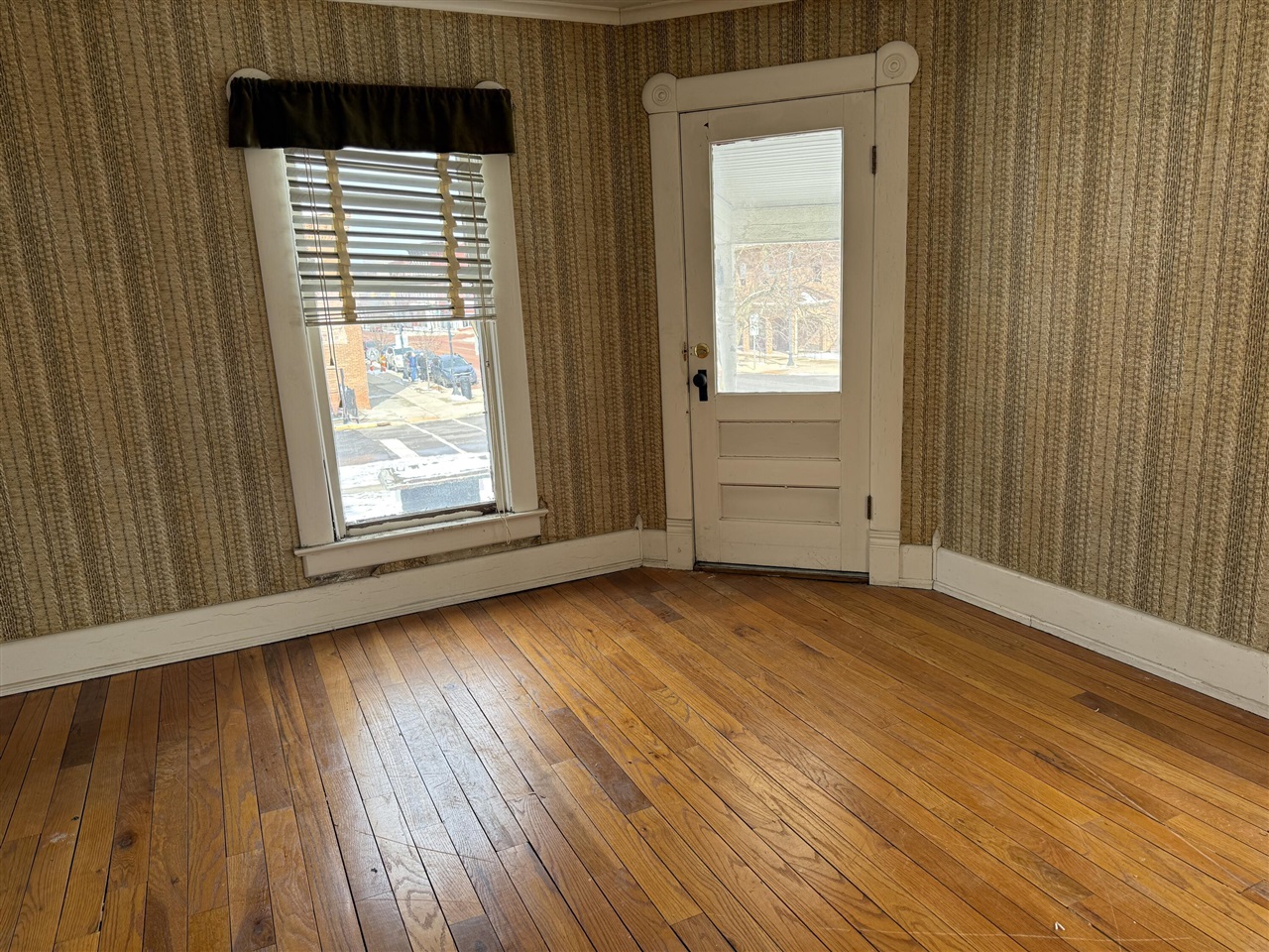 504 S Superior Street, Albion, MI, 49224-2138