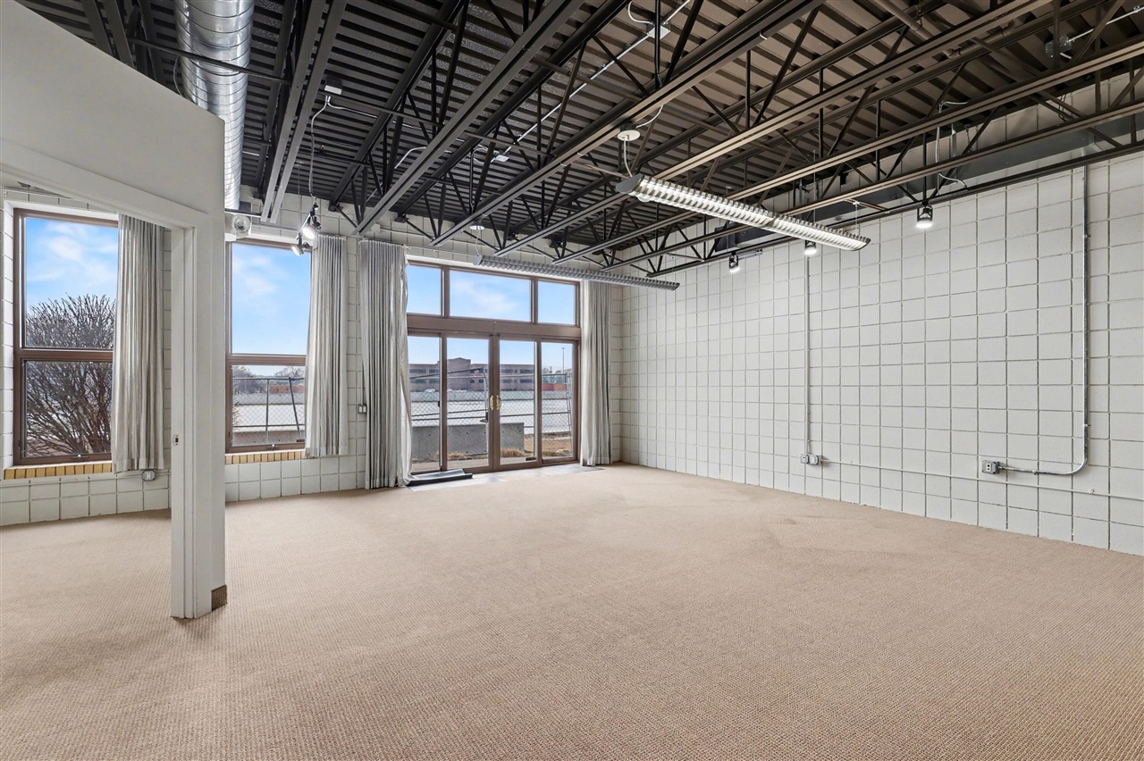 801 Monroe Avenue, Grand Rapids, MI, 49503