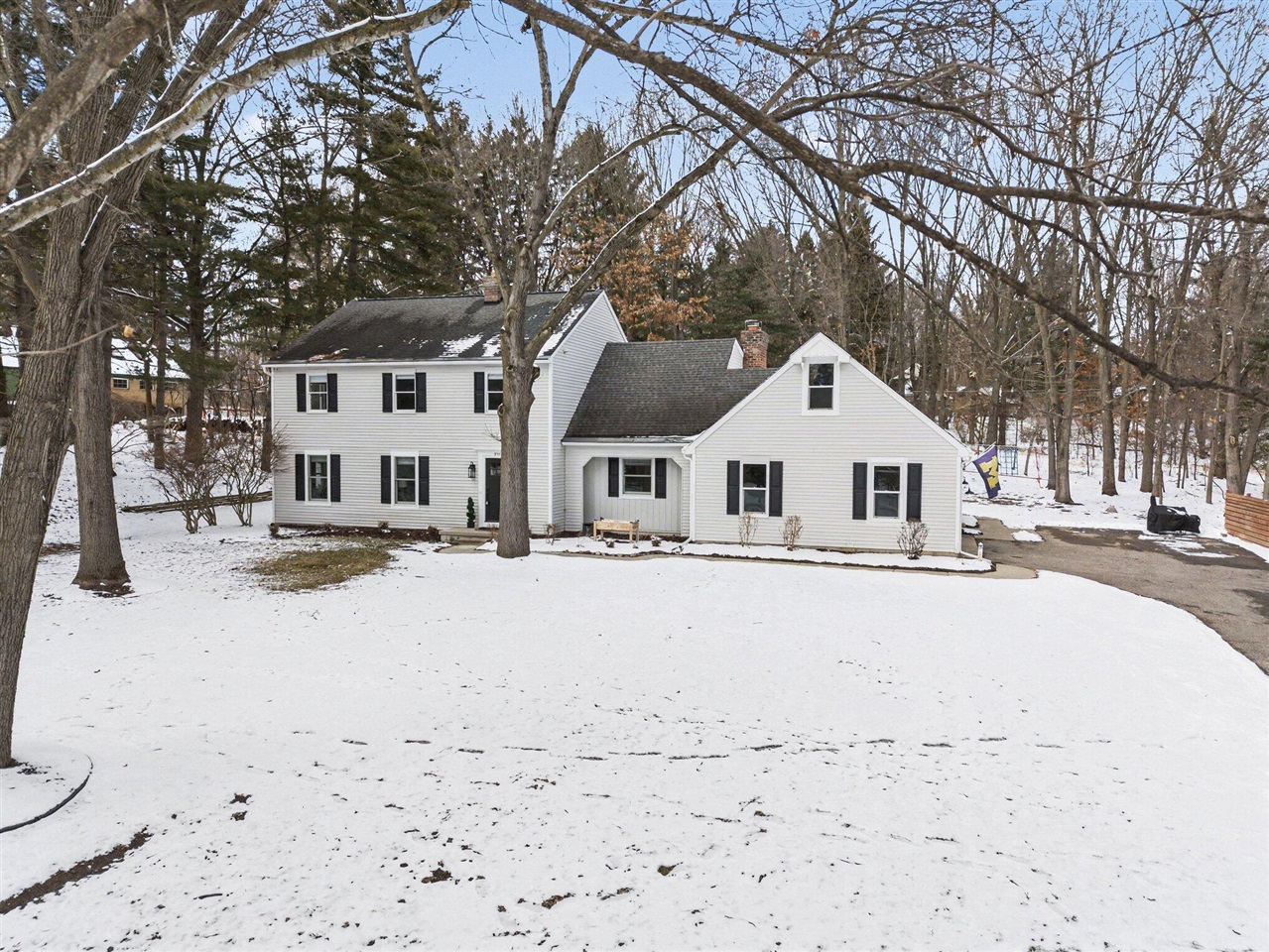 Bloomfield Hills, MI, 48301 3951