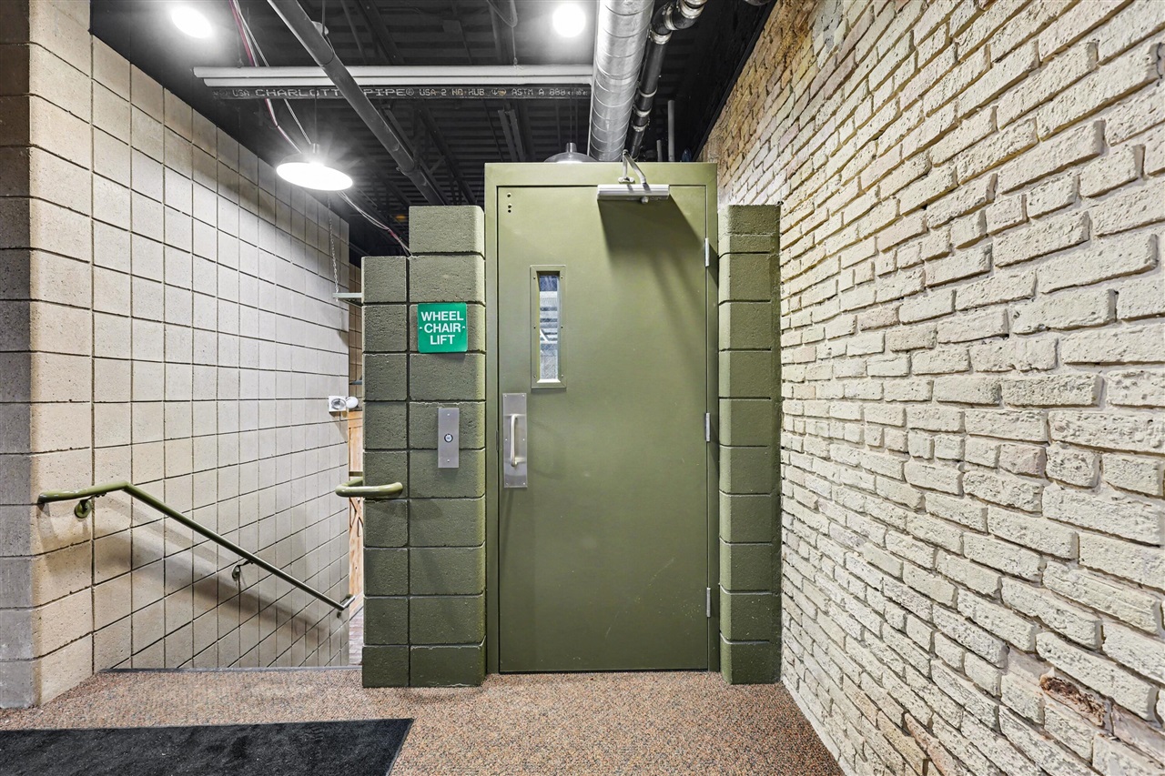 801 Monroe Avenue UNIT&nbsp;105, Grand Rapids, MI, 49503