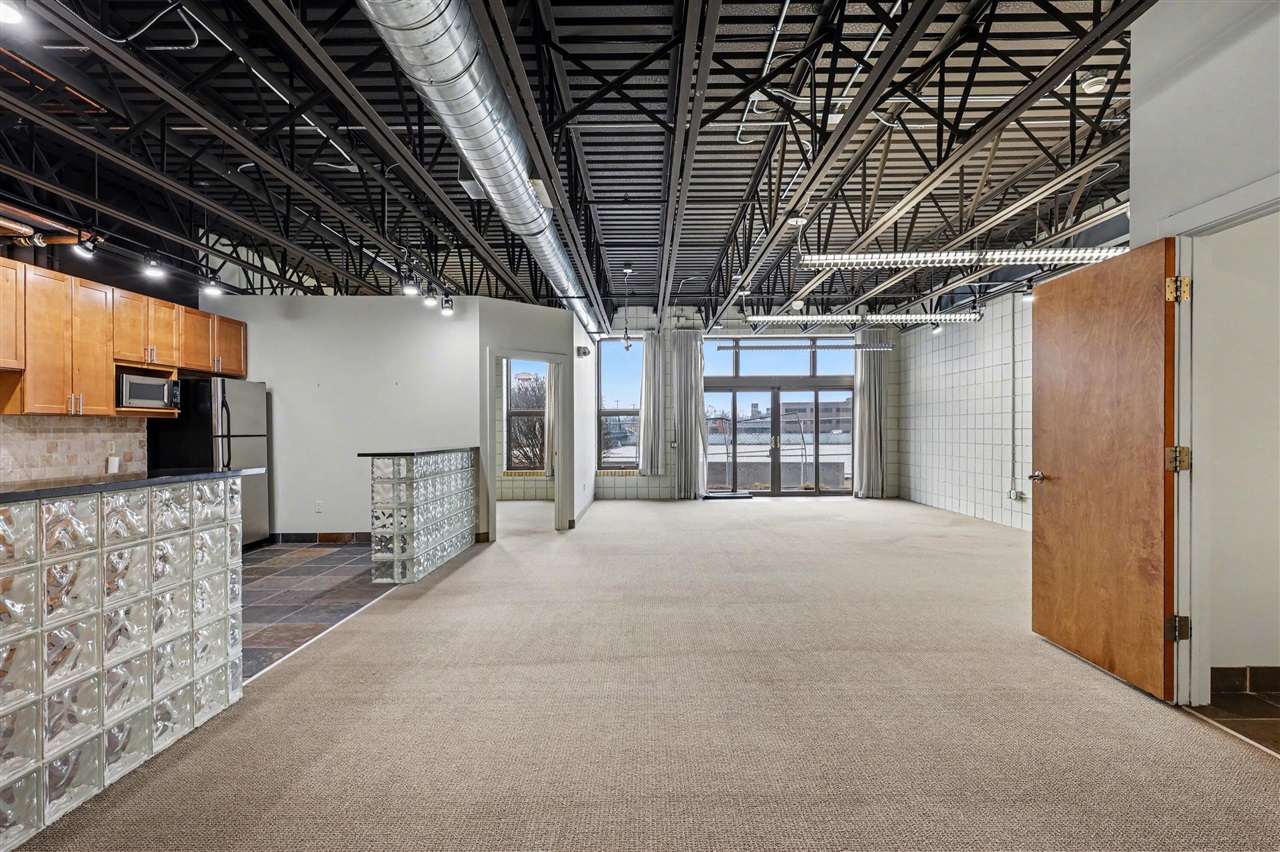 801 Monroe Avenue UNIT&nbsp;105, Grand Rapids, MI, 49503