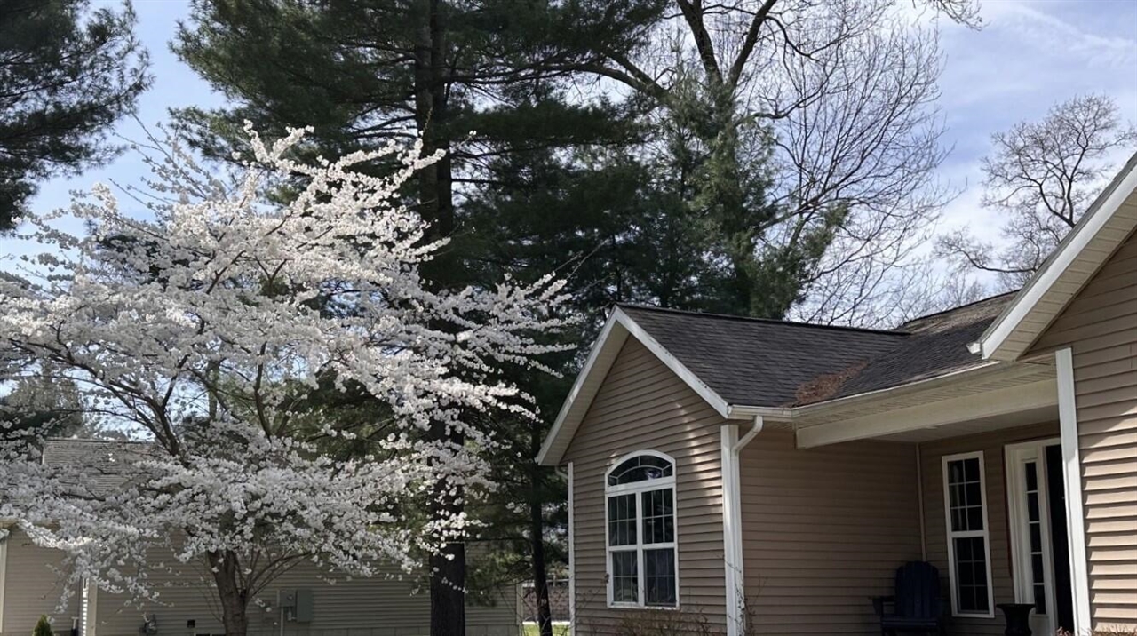 Homes for sale in Twin Lake, MI | 6563 Blackhawk Ln, Twin Lake, MI 49457 | MLS# 70516374