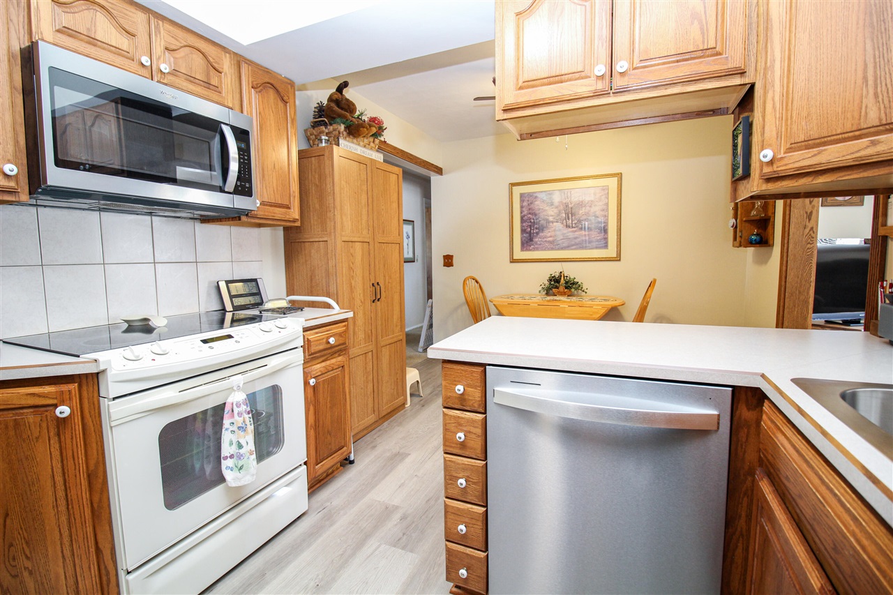 8077 W Q Avenue, Kalamazoo, MI, 49009-8929