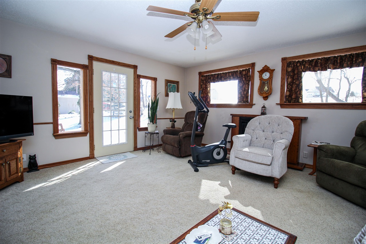 8077 W Q Avenue, Kalamazoo, MI, 49009-8929