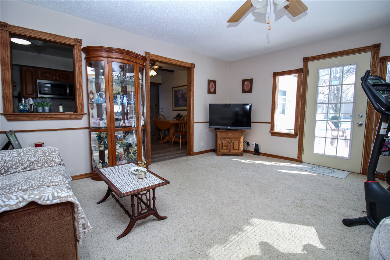 8077 W Q Avenue, Kalamazoo, MI, 49009-8929