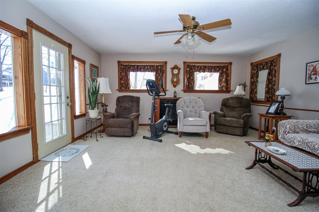 8077 W Q Avenue, Kalamazoo, MI, 49009-8929