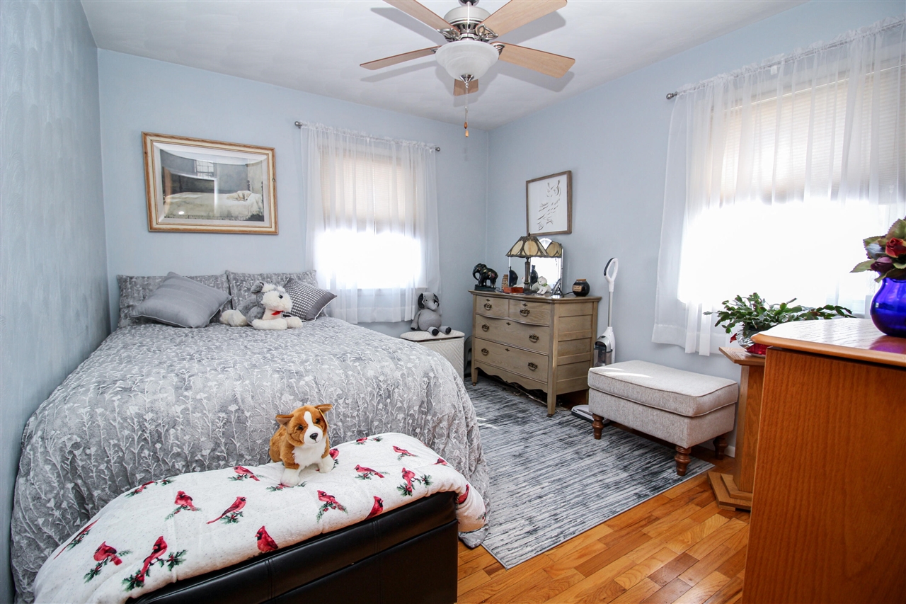 8077 W Q Avenue, Kalamazoo, MI, 49009-8929