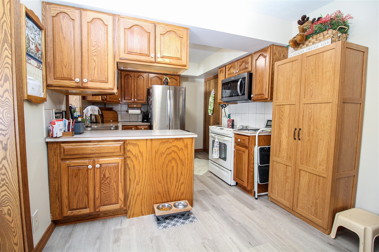 8077 W Q Avenue, Kalamazoo, MI, 49009-8929