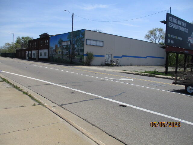 551 W Michigan Avenue, Battle Creek, MI, 49037-2238